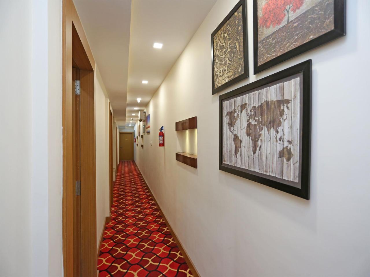 Oyo 15575 Banyan Tree Hotel Hisar Exterior photo